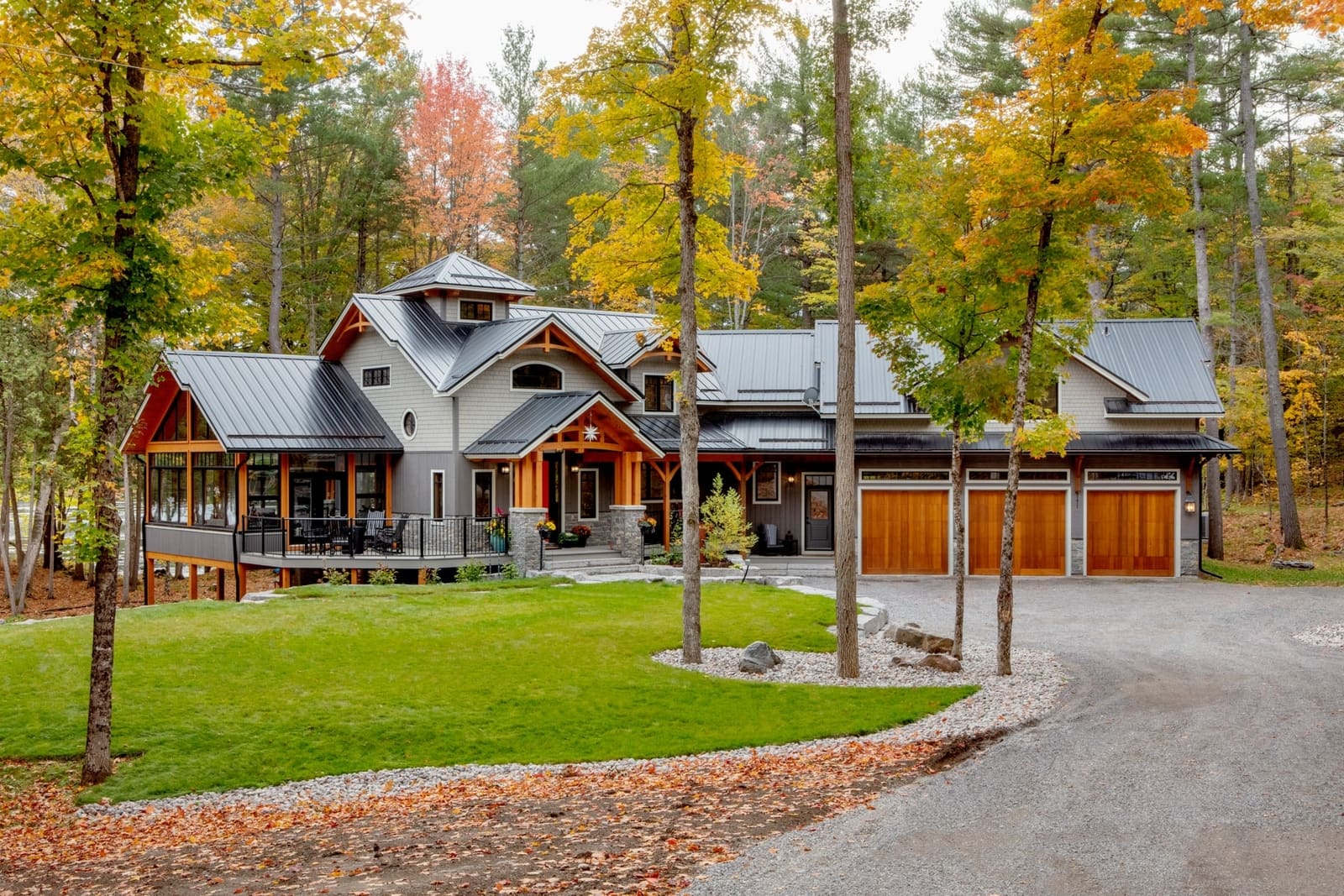 Adelaide Hills building and renovation trades – Crafers leafy home and garden