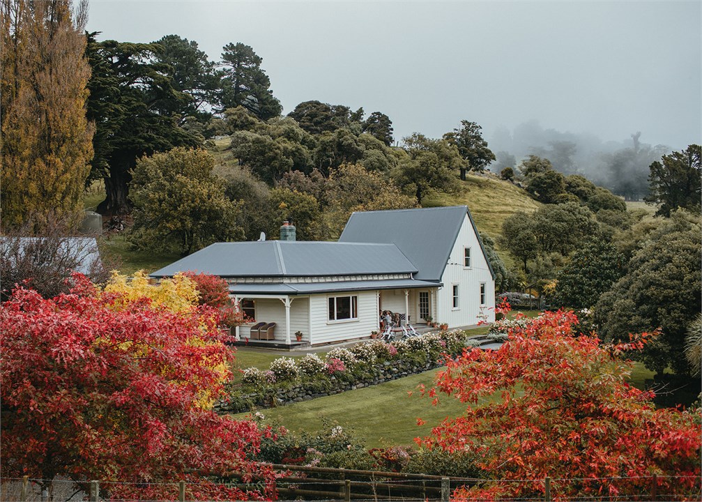 Adelaide Hills building and renovation trades – Uraidla home and orchard-style garden